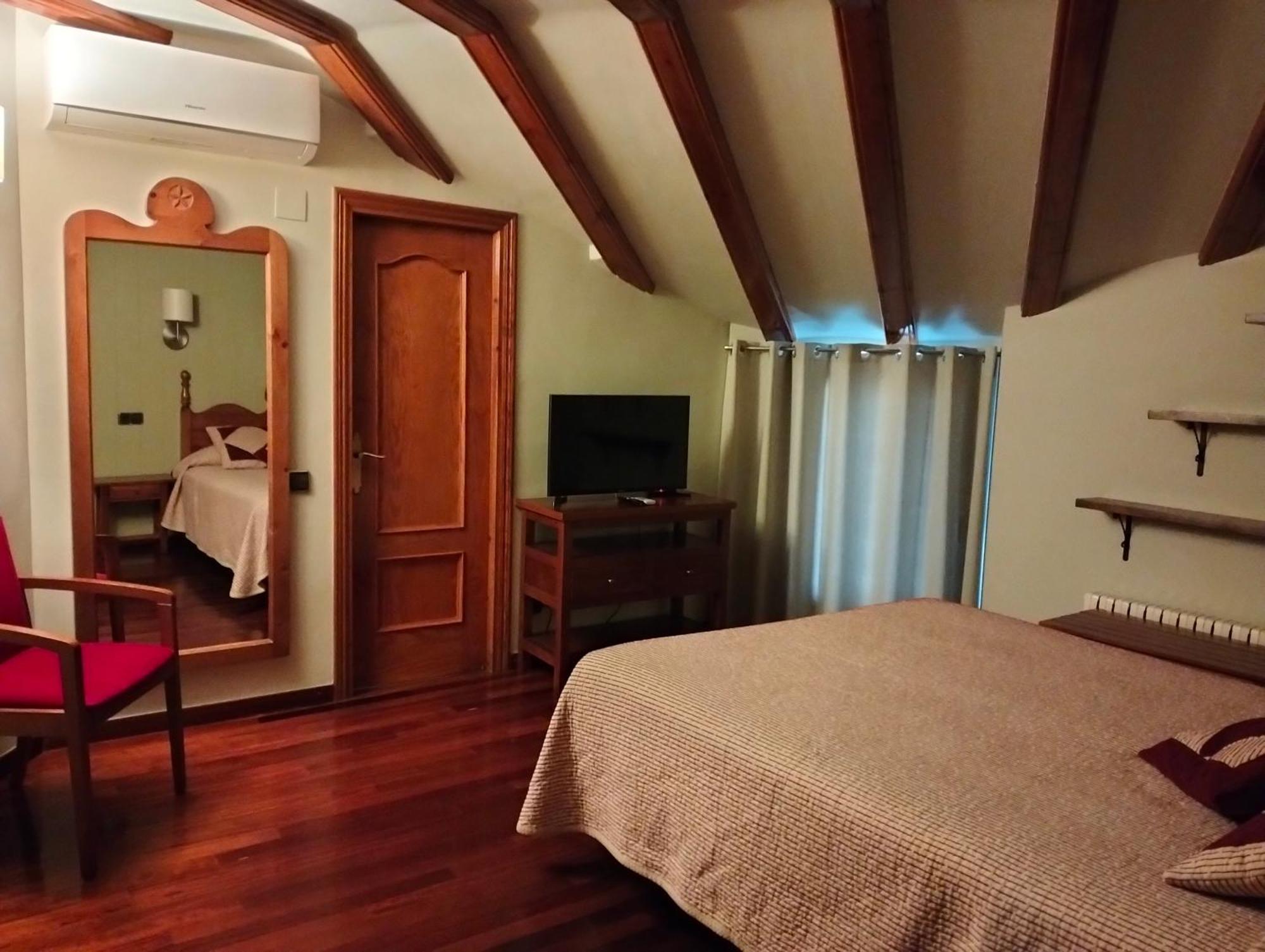 Hotel Aragueells Benasque Kültér fotó