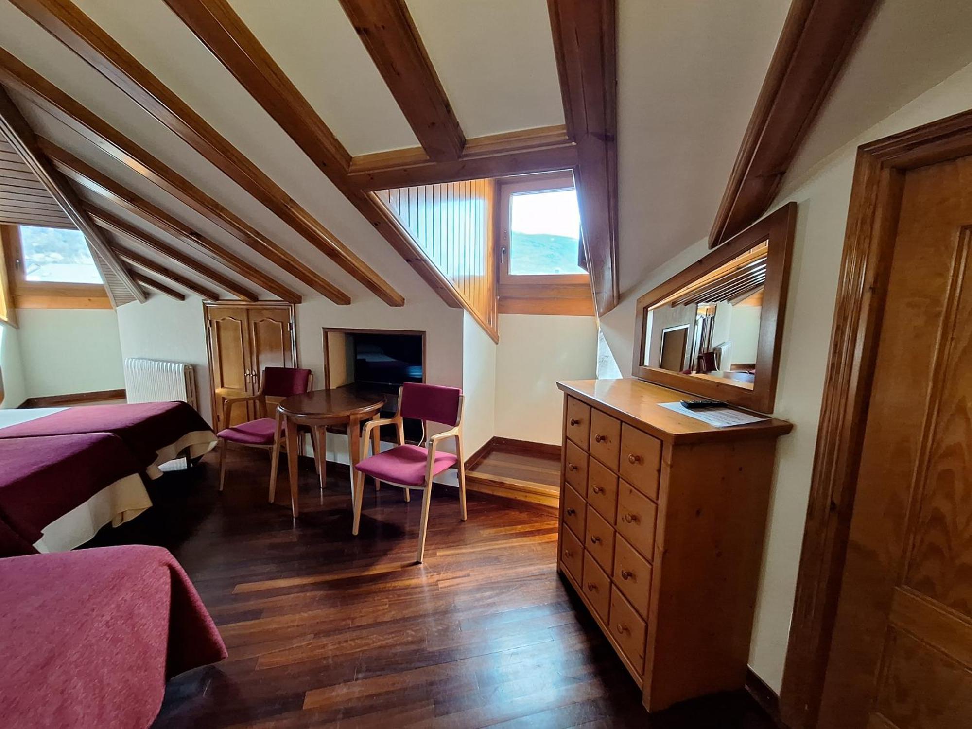 Hotel Aragueells Benasque Kültér fotó