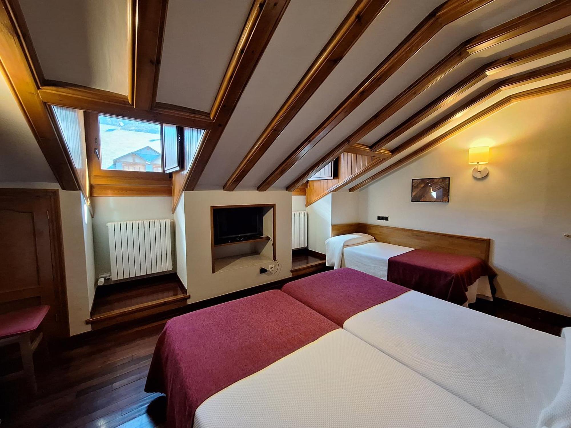 Hotel Aragueells Benasque Kültér fotó
